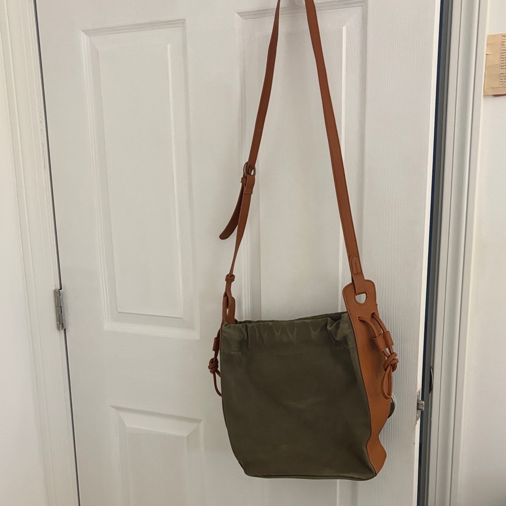 Universal Thread Olive and Tan Shoulder Bag